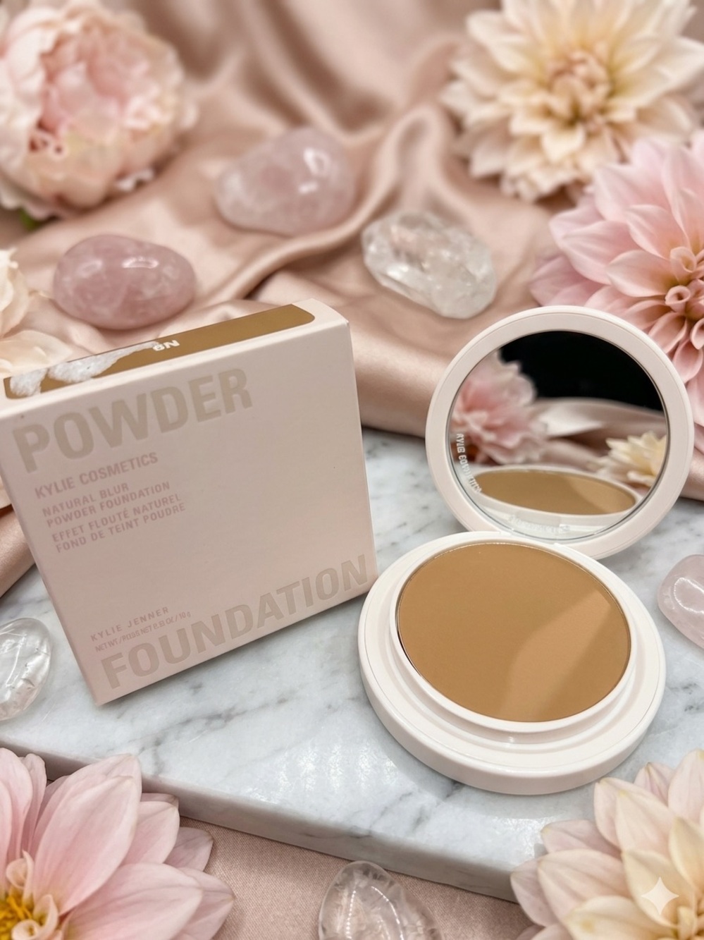 KYLIE COSMETICS Natural Beige Powder Foundation 8N